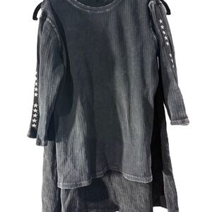 Five Star Black Gray 3/4 Sleeve Ribbed matching skirt with Star Accents set sz18